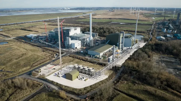 英国初のBECCS発電所 英国政府がEveroのバイオマス発電所を選定 三菱重工業のCO2回収技術を導入