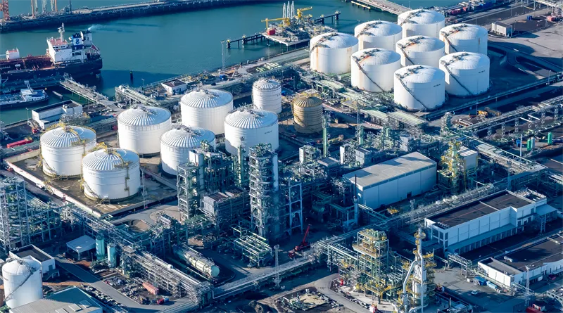 「Neste、世界最大級のSAF生産拠点へ ロッテルダムの製油所にて生産を開始」のアイキャッチ画像