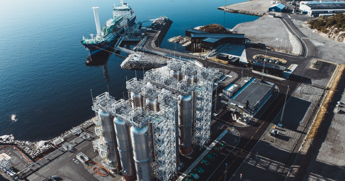 「液化CO2輸送の新基準、「完全電動ローディングアーム」をノルウェーのノーザンライツ第2フェーズが採用」のアイキャッチ画像