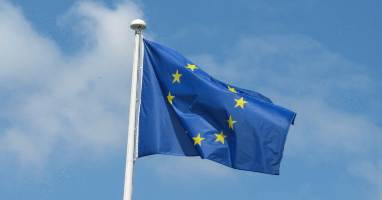 2026年EUAオークション供給量が約5,200万トン減少　海運セクター統合に伴う「調整」を反映