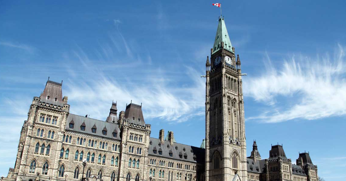 「産業用炭素価格付けの基準を2026年に強化へ　カナダ政府が「気候競争力戦略」の意見公募を開始」のアイキャッチ画像