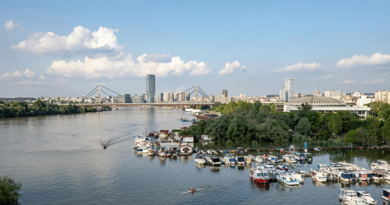 セルビアが「地中CO2貯留」の法整備へ　枯渇した油ガス田の活用を容認