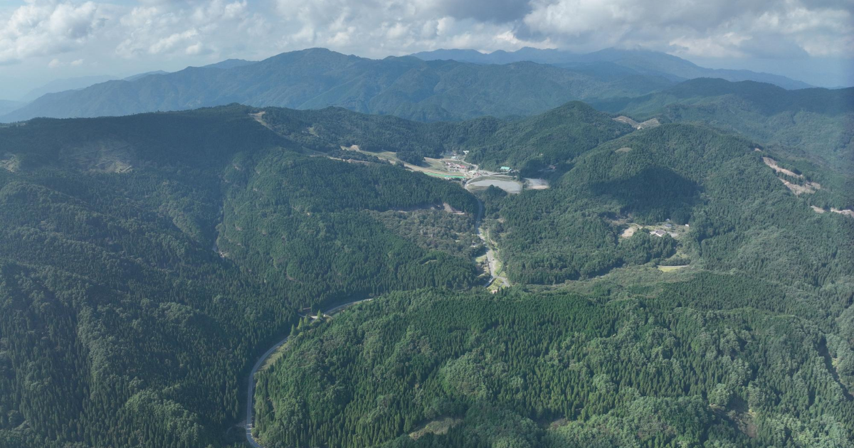 「宍粟市の森林J-クレジットが完売　自治体間連携と民間活用で地域課題を解決へ」のアイキャッチ画像