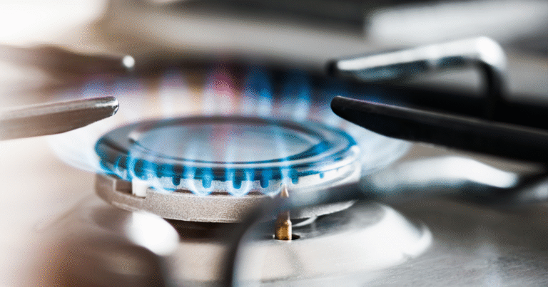 レオパレス21が環境貢献の可視化を加速　カーボンクレジット活用の「LPG供給証明書」発行へ