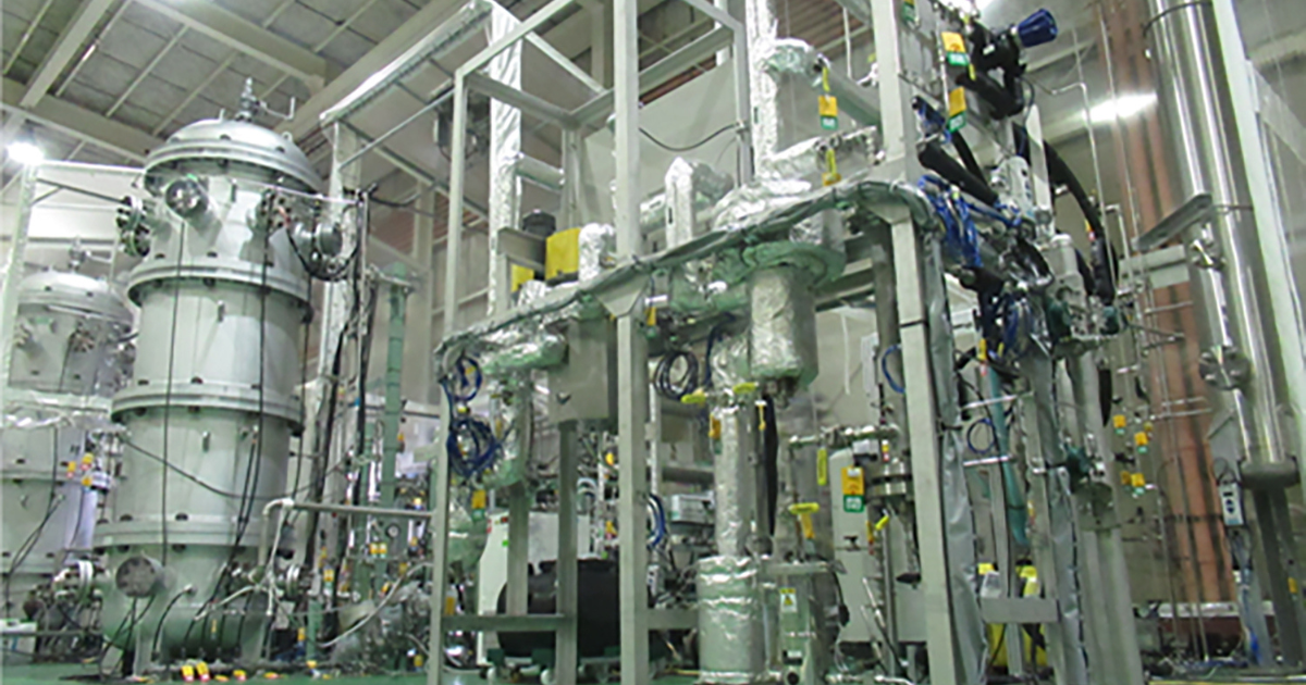 「三菱重工、CO2から航空燃料の一貫生産に成功　独自技術で「e-fuel」低コスト化へ」のアイキャッチ画像