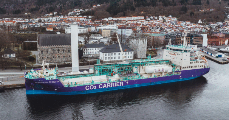 ノーザンライツが液化CO2運搬船3隻目「ノーザンフェニックス」を投入、欧州越境CCS網が本格商用化フェーズへ